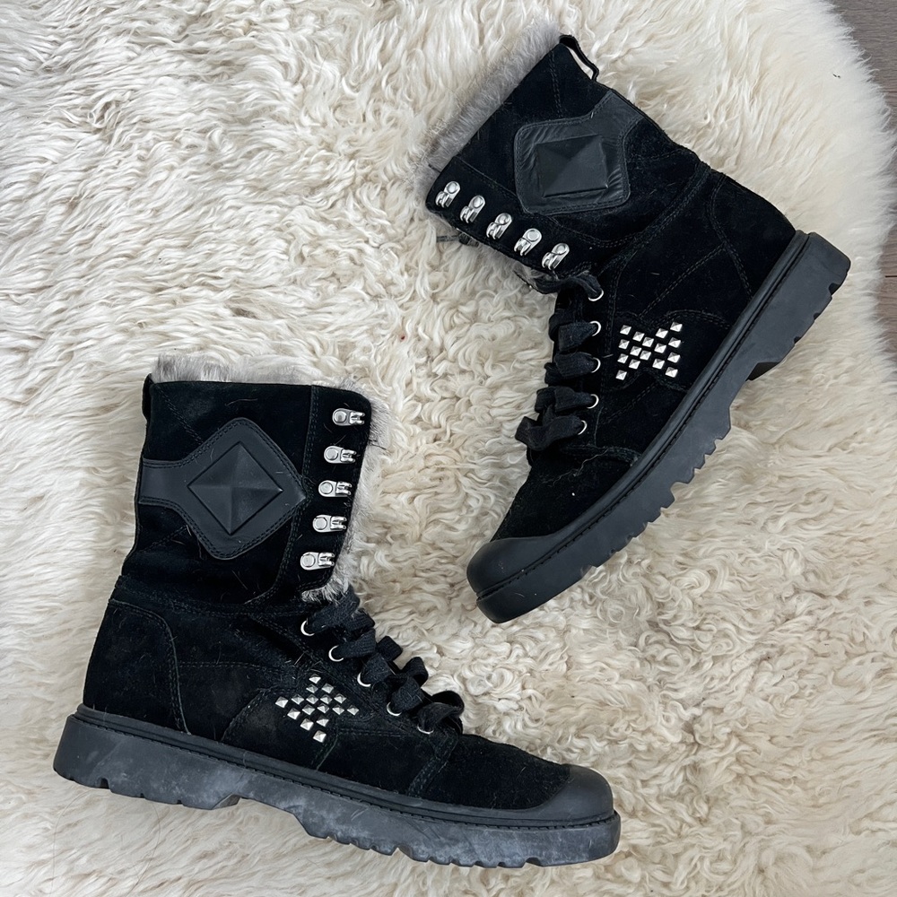 Rare! UES fur lined suede lace up studded boots